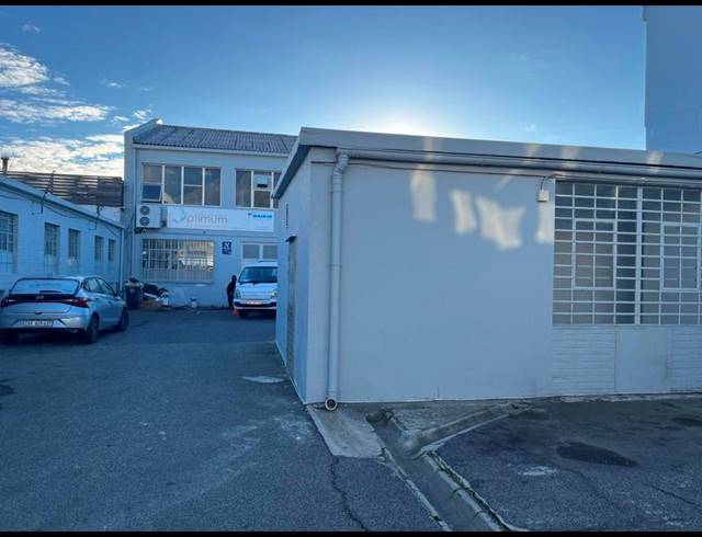 INDUSTRIAL PROPERTY TO RENT IN PAARDEN ISLAND